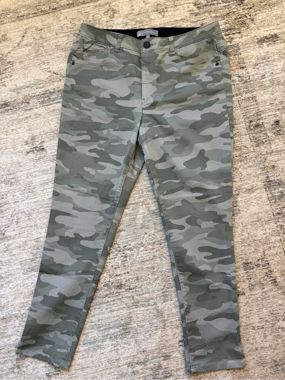 Wit & Wisdom Green Camo Mid-Rise Pants